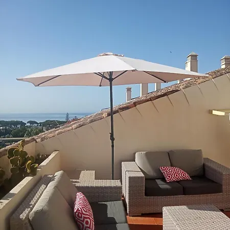 Golden Mile Penthouse, Pool-parking, 5min Beach! Appartamento *