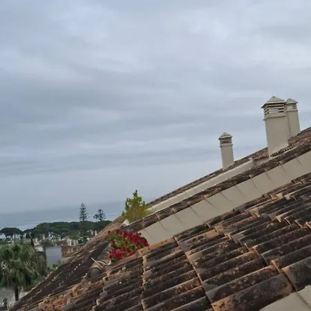 Appartamento Golden Mile Penthouse, Pool-parking, 5min Beach! *