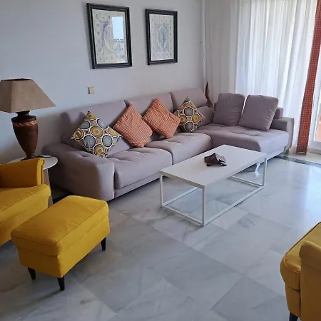 Апартаменти Golden Mile Penthouse, Pool-parking, 5min Beach! *