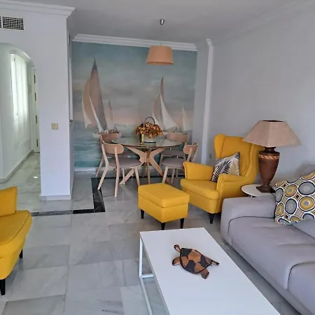 Golden Mile Penthouse, Pool-parking, 5min Beach!