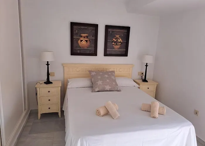 شقة Golden Mile Penthouse, Pool-parking, 5min Beach! ماربيا