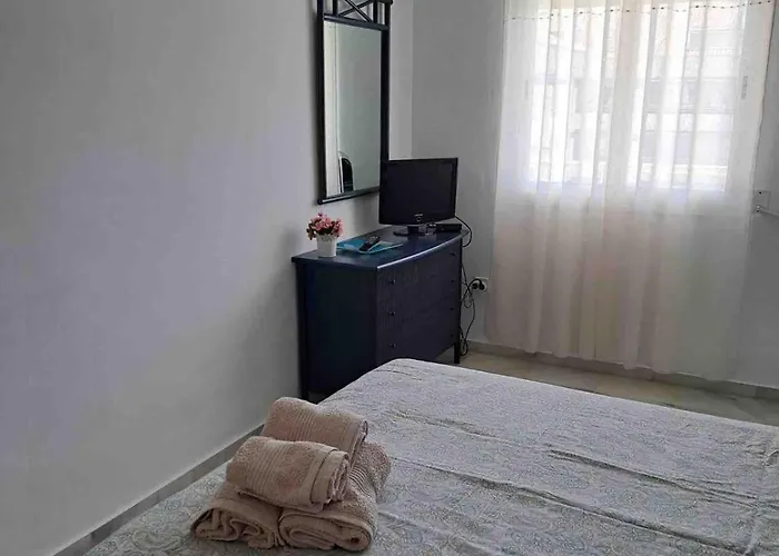 Golden Mile Penthouse, Pool-parking, 5min Beach! *